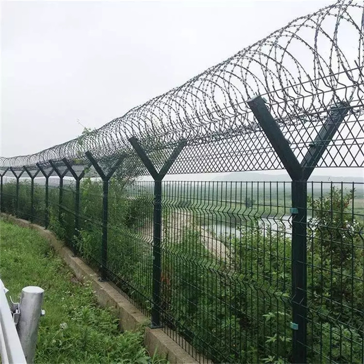 Y型焊接金屬圍界網圖片3 Y型焊接金屬圍界網圖片3